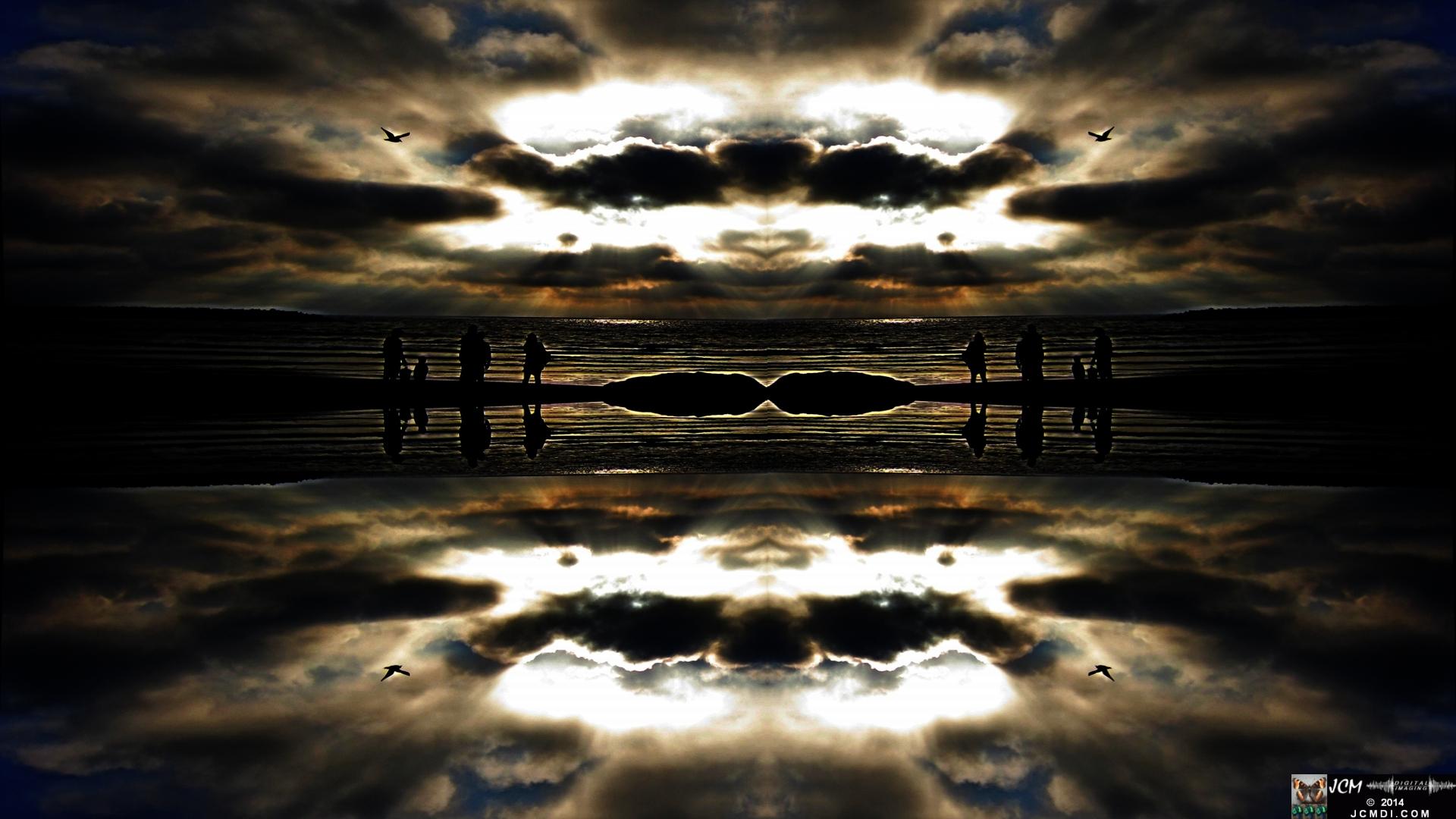 Quadroscopic still image frame from the JCMDI video V16640 Ventura Beach Cloudy Sunset